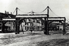 An-Arch-built-in-Hall-street-in-1865-to-celebrate-the-visit-of-the-Prince-and-Princess-of-Wales-to-Melford-to-visit-Lord-Paget-at-Melford-Hall