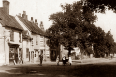 Hall-Street-near-URC-1910