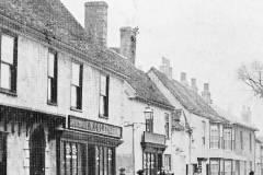 Hall-Street-showing-corner-of-St-Catherines-Road-1910...