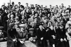 Young-and-Old-they-all-went-to-Portman-Road-to-support-LMFC-1952-53-season