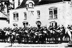 Long-Melford-Yeomanry-Troop-outside-the-Bull-Hotel