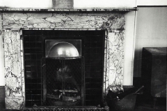 1_Court-Room-fireplace-and-oath-sheet-standing-on-mantlepiece