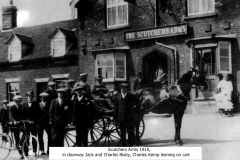 Scutchers-Arms-1910-in-doorway-Jack-Ambrose-and-Charles-Bixby-Charles-Kemp-leaning-on-cart